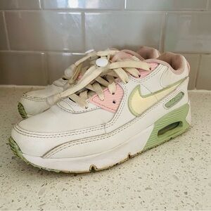Girls 1.5 Nike Air Max